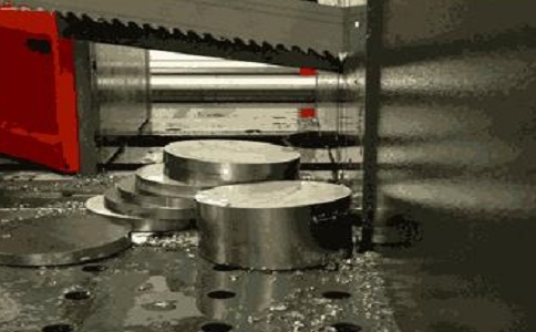 铁门关如何避免长时间使用双金属带锯条的会产生裂纹呢?